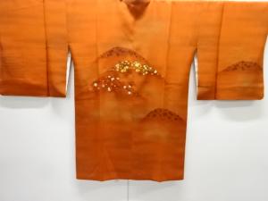 遠山に箔散らし模様刺繍絵羽道行コート